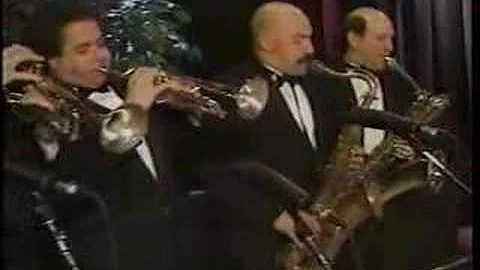 Gary Willner Sings "Fly Me To The Moon"