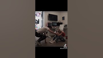 She was having a panic attack and he helped her ❤️‍🩹 #jemily