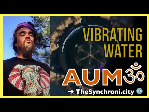 Vibrating Water: Mantra Cymatics - Chanting AUM (Version 2)