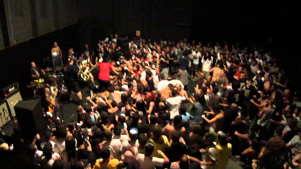 RATOS DE PORÃO - PARANÓIA NUCLEAR @ VERDURADA 2013