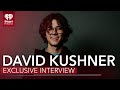 Capture de la vidéo David Kushner On The Success Of 'Daylight,' Other Artists That Inspire Him, Touring & More!