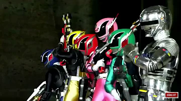 Uchuu Keiji/Space Sheriff Gavan vs. Tokusou Sentai Dekaranger - Bossfight