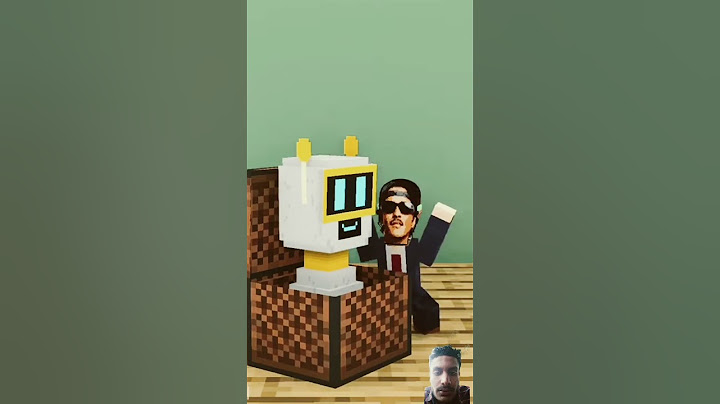 When Rosé has a fake Fun Bot music box 😁