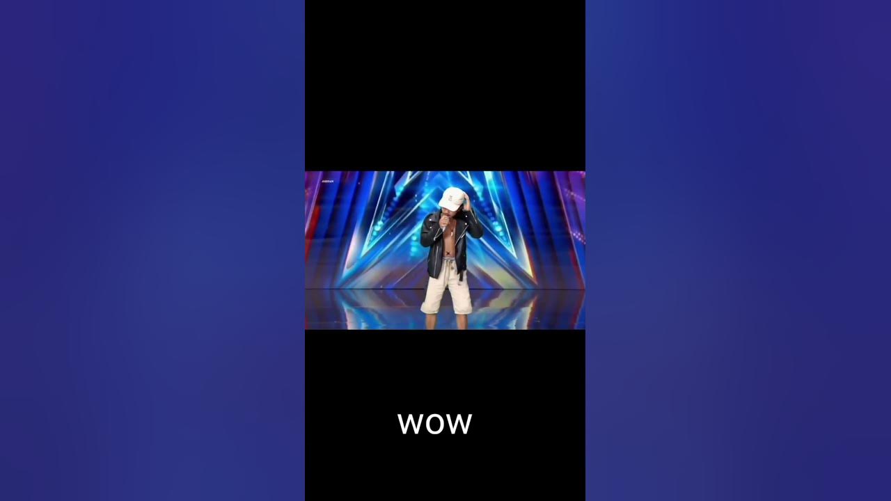 A Very Extraordinary Voice on the World biggest stage Singing the Song She's Gone