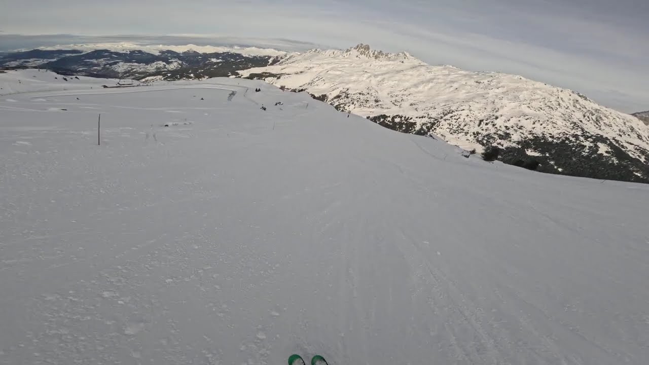Skiing red piste 'Julie' in Meribel, Les 3 Vallées, GoPro 4k, 2026