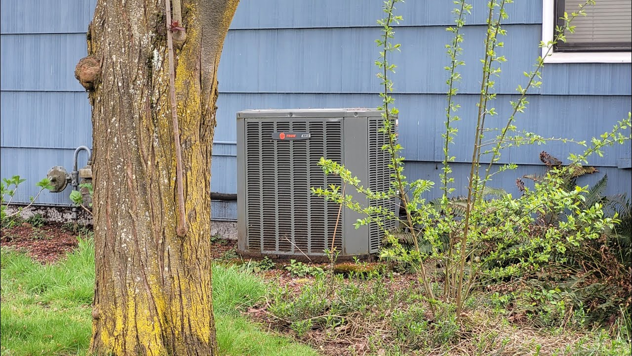 Trane XR13 Air Conditioner. - YouTube