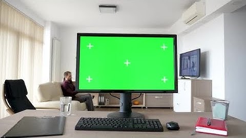 Desktop Monitor With Green Screen Stock Video