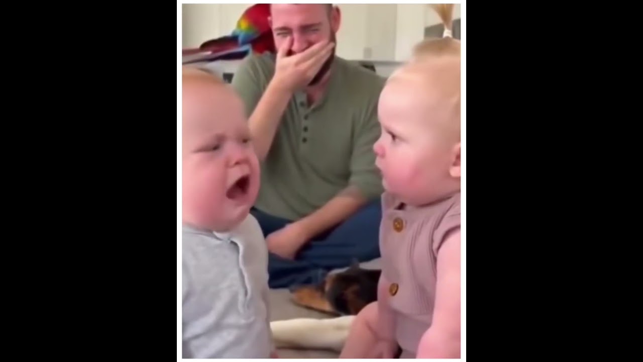 Twin “Secret Language” Still Happens After Drinks