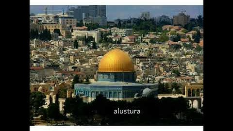 ما تيسر من سوره الاحزاب { إن الله وملائكته يصلون على النبي ... الآية } بصوت : هشام الشوربجي