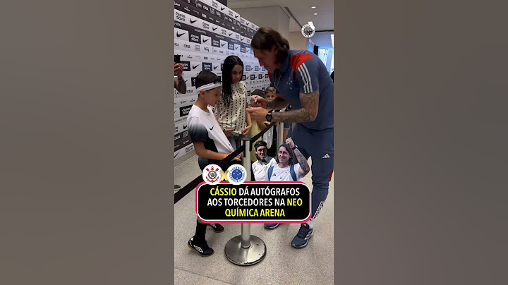 Agora no Cruzeiro, Cássio dá autógrafo aos torcedores do Corinthians #shorts 📸@cruzeiro