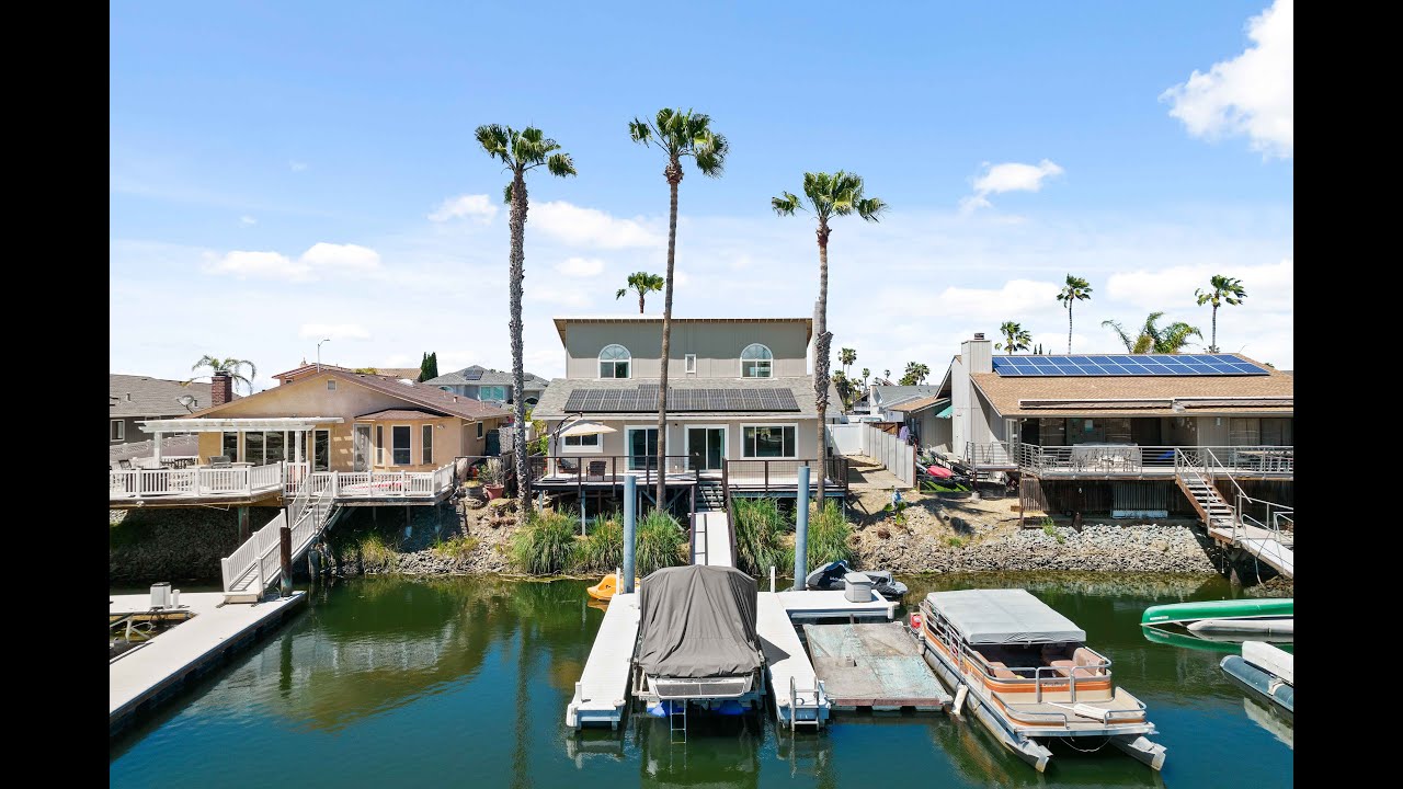 5028 Cabrillo Point Discovery Bay Waterfront Living w/ Newer Boat