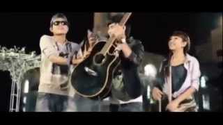 Video thumbnail of "အလြမ္းေတးပန္းခ်ီ (A Lwan Tay Pan Chi)"