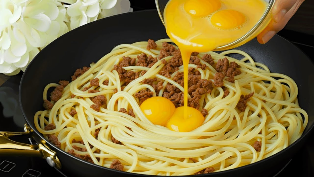 Gebratene Spaghetti mit Ei – ein einfaches Rezept, das alle begeistert