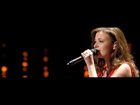 Lauren geeft tijdens de generale repetitie alles van zichzelf | K3 Zoekt K3 | VTM