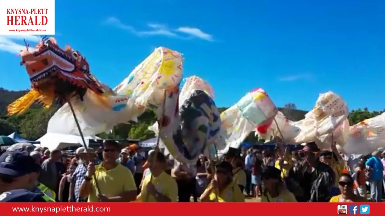 Miss SA 2017 leads the Sedgefield Slow Festival