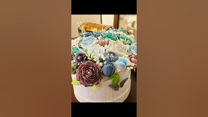 Il regalo perfetto non esis….. Forse si😂 #gifts #handmade #handmadecandles #flowers