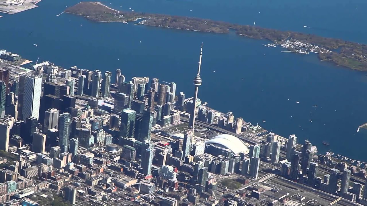 AA4644 LGAYYZ Landing in YYZ Aerial Views of Toronto Downtown HD 1080p