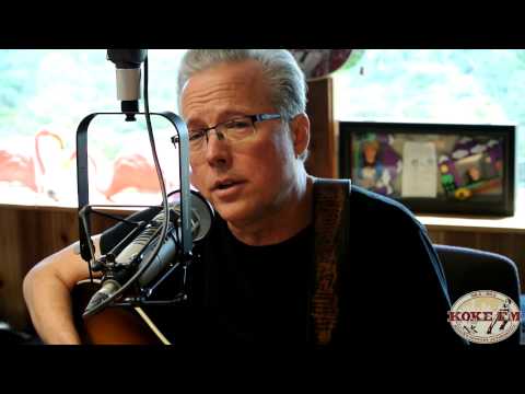 Radney Foster sings