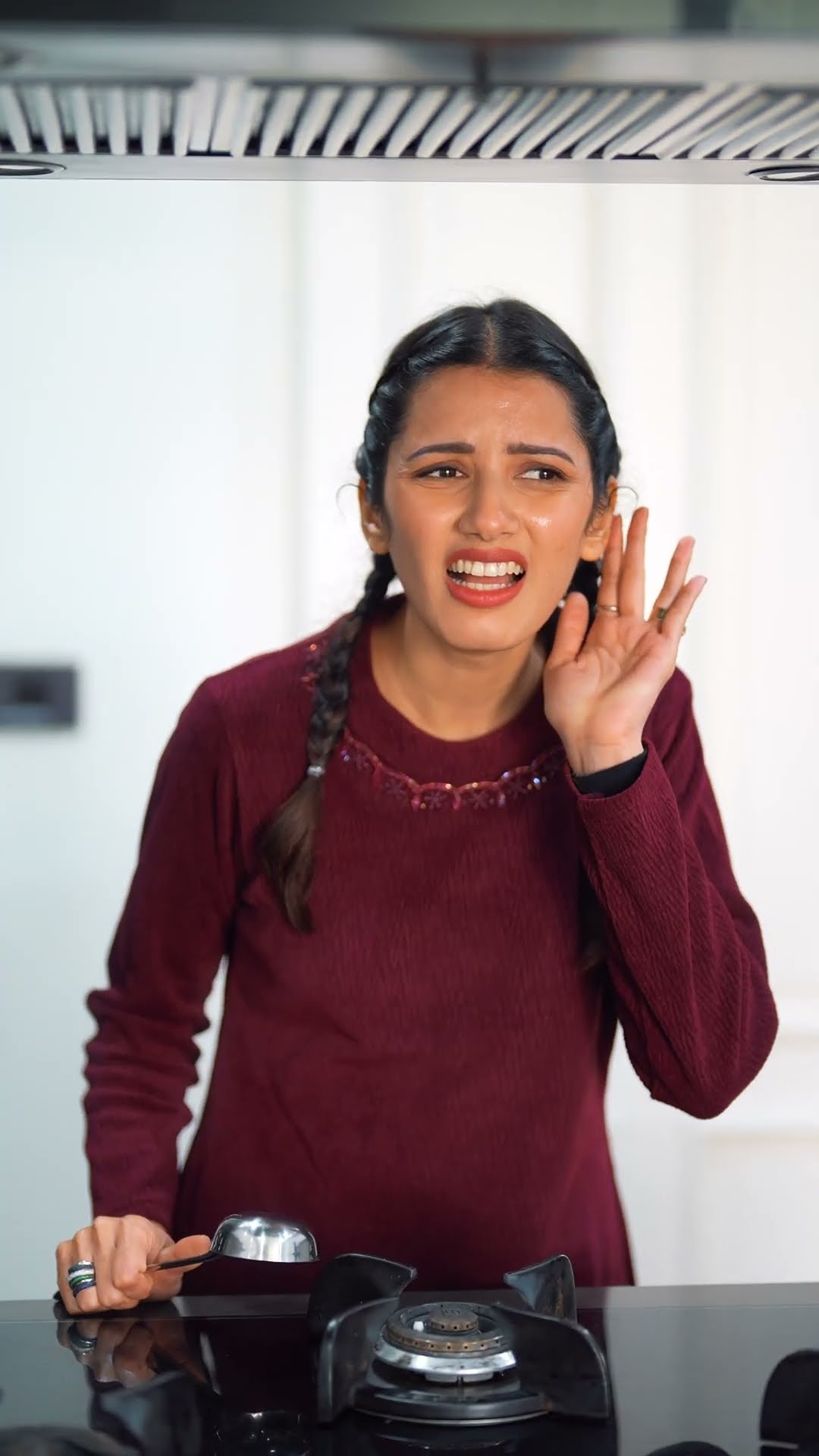 Neetu Ke Kaan Ho gaye Kharab ? #neetubisht #trending #trendingshorts #funny #shorts