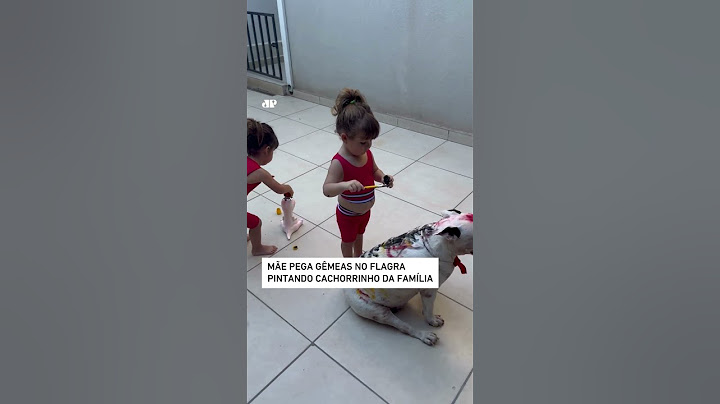 Mãe pega gêmeas no flagra pintando cachorrinho da família