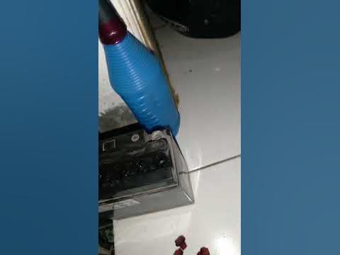 cara isi air aki motor - YouTube