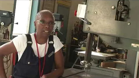 Donna Bonner: Carpenter