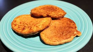 Quick & Easy Healthy Pumpkin Pancakes - Lean Body Lifestyle