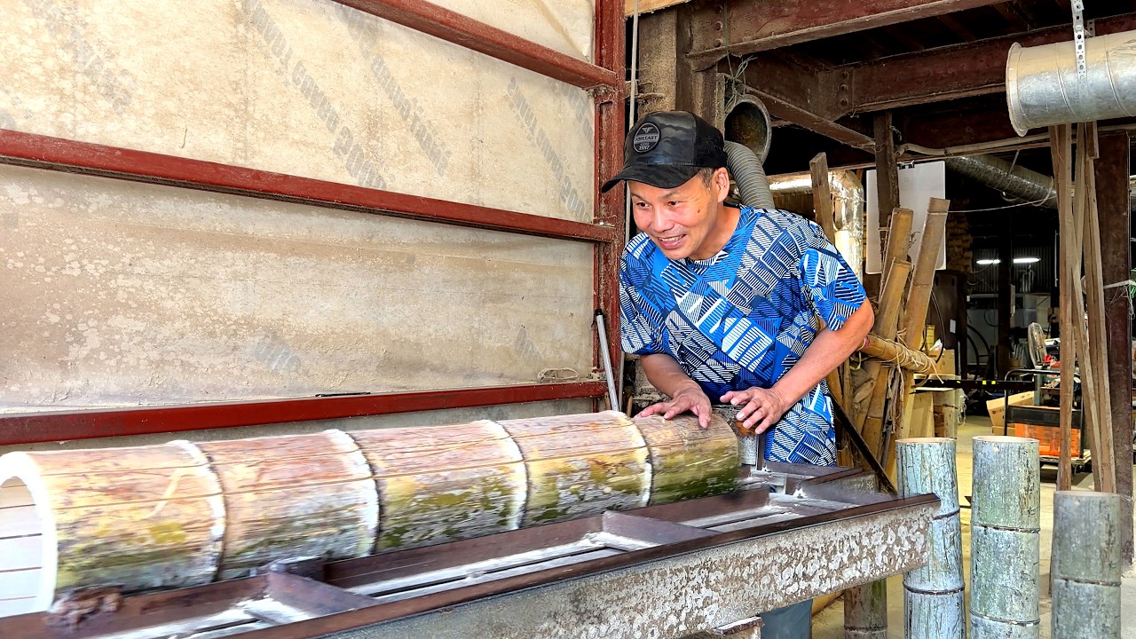 The Mesmerizing Machines of the Only Bamboo Chopstick Maker in Japan