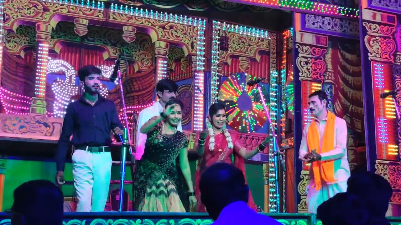 ತಿಂಗಳ ಬೆಳಕಿನ ಅಂಗಳದಲ್ಲಿ ಸಾಂಗ್ಸ್  🎤✨ ಶೋಭಾ... ಪವಿತ್ರ✨ ಚಿತ್ರದುರ್ಗ.