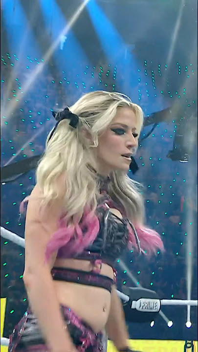 Alexa Bliss is on fire 🔥