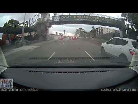 Speeding driver comes unstuck causing 3 car crash - Yagoona NSW