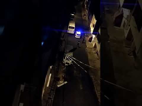 İstanbul Arnavutköy'de Polis, bıçakla üstüne yürüyen şahısı vurdu. 31.10.2020