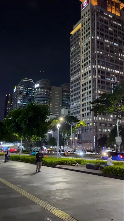 Jakarta di malam hari, asli gak ada obat #wonderfulindonesia