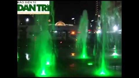 Đài Phun Nước Nghệ Thuật Trên Phố Đi Bộ Nguyễn Huệ