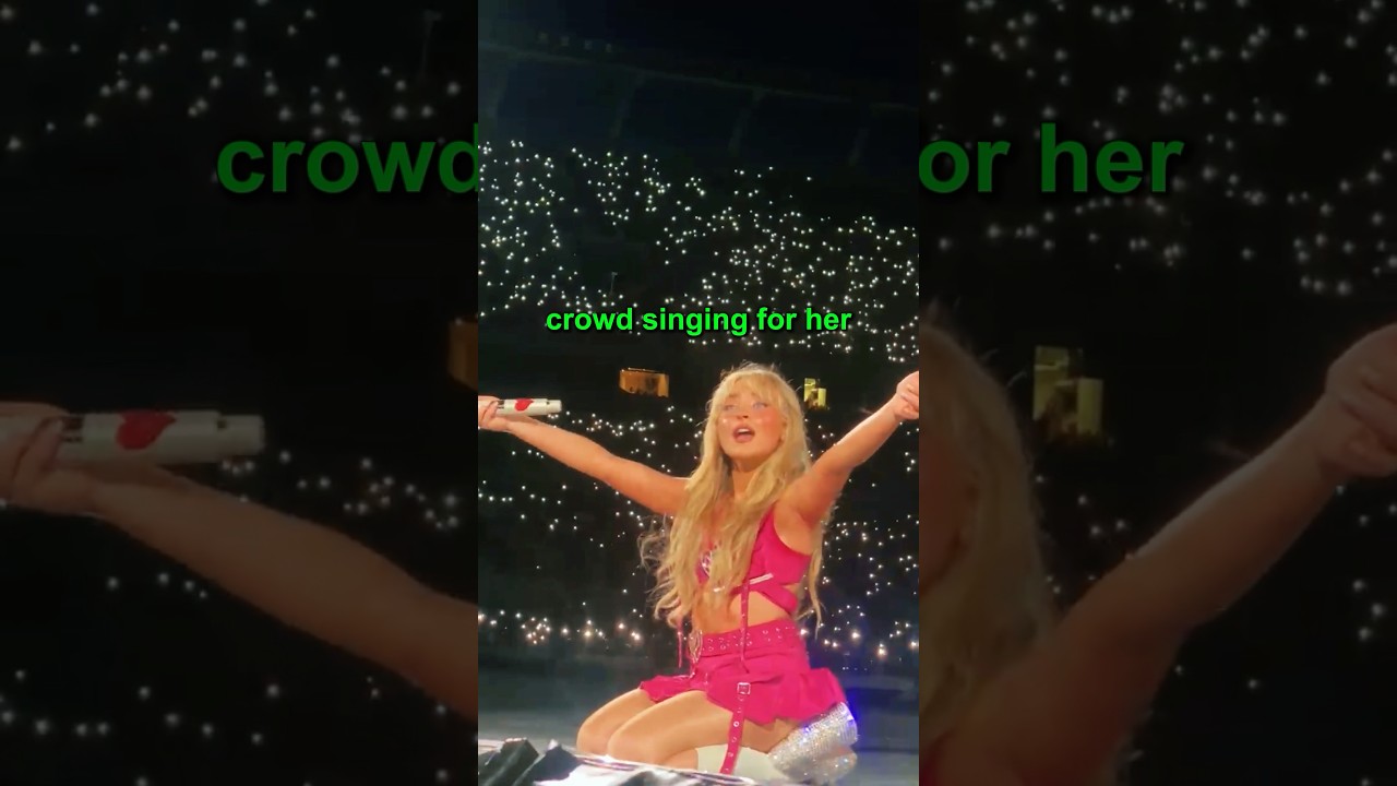 Фанатка начала петь для Сабрины Карпентер на концерте.