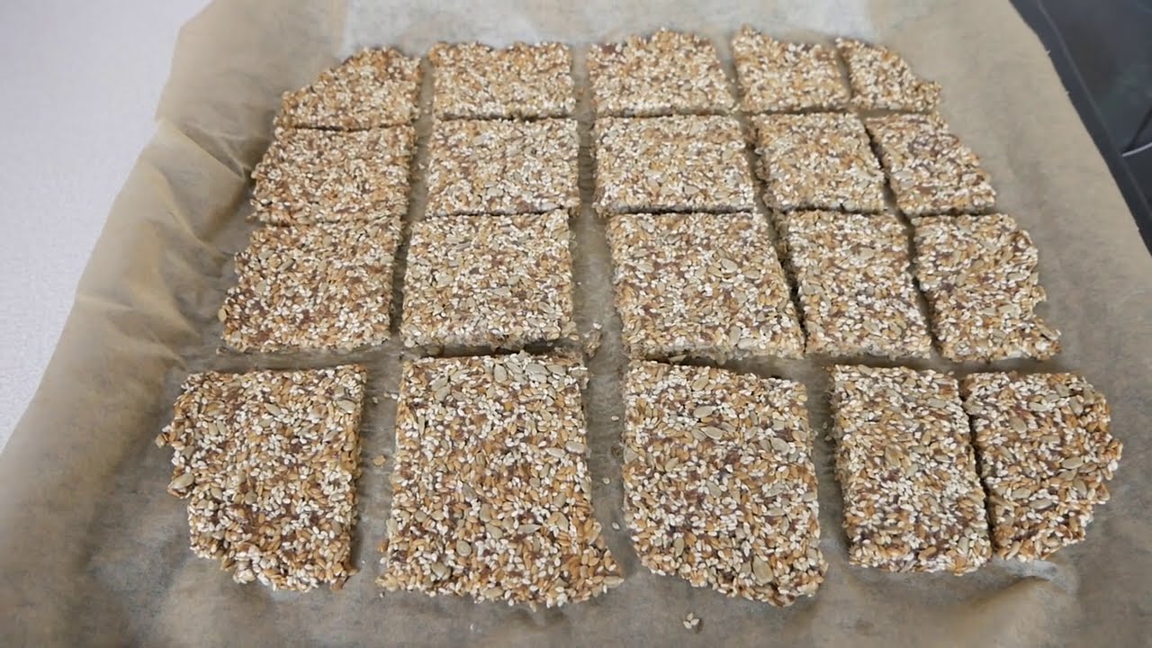 Kuchnia minimalistki : 5-minutowe krakersy bez mąki