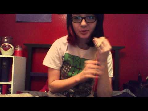 Angelasapanda's Yarn Tail Tutorial