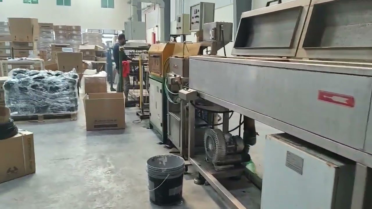 75mm single extrsingleand microwave vulcanization production line finished installation in Dubai