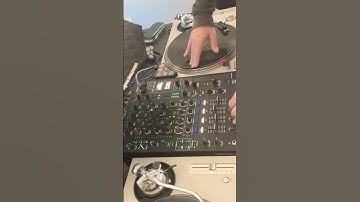 Novation Dicer triggering scratch samples in Serato #dj