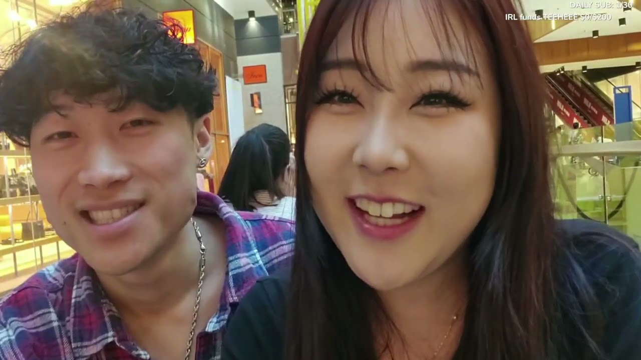 IRL STREAM sydeney city :D   !throne !socials