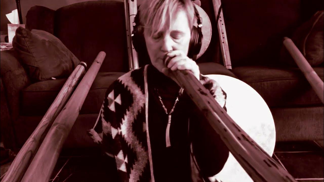 4 Songs for Didgeridoo, Voice and Drum A Mini Concert Pamela