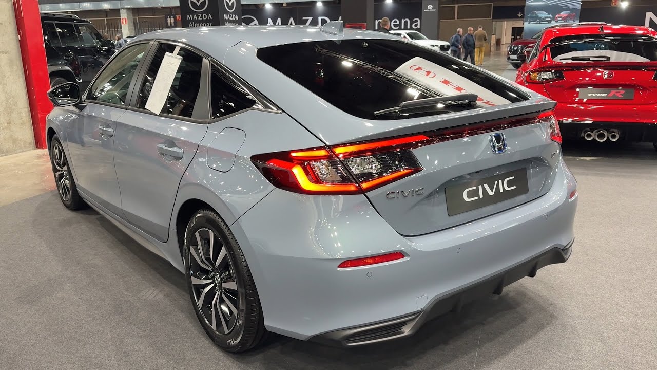 HONDA CIVIC ELEGANCE FACELIFT 2026 - FULL walkaround & details (BASE MODEL spec, EUROPE)