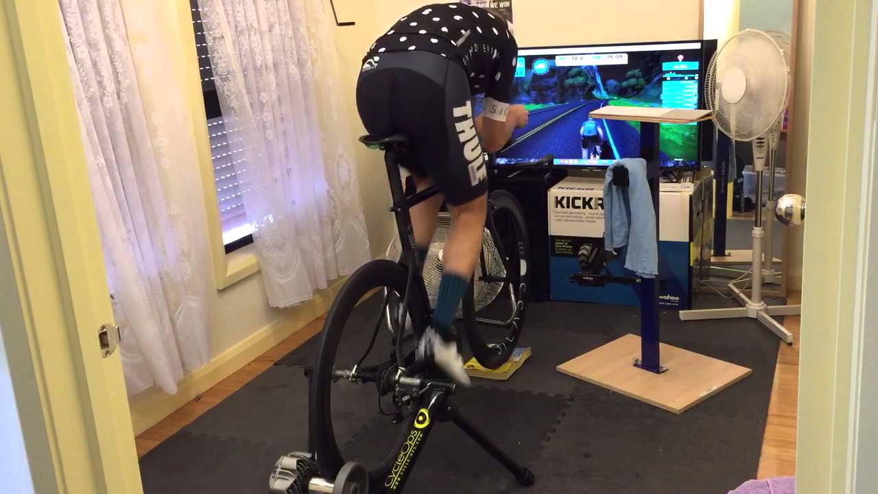 CycleOps Fluid2 - Zwift zPower - YouTube