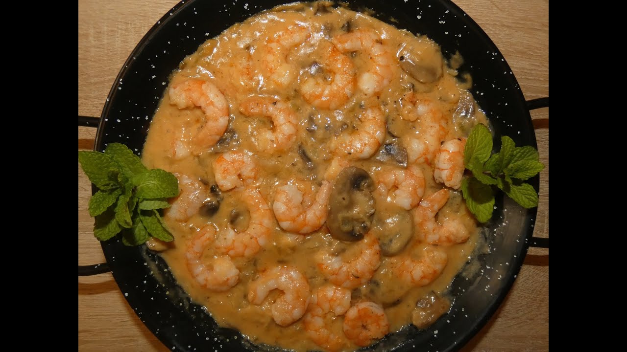 LANGOSTINOS Y CHAMPIÑONES EN SALSA