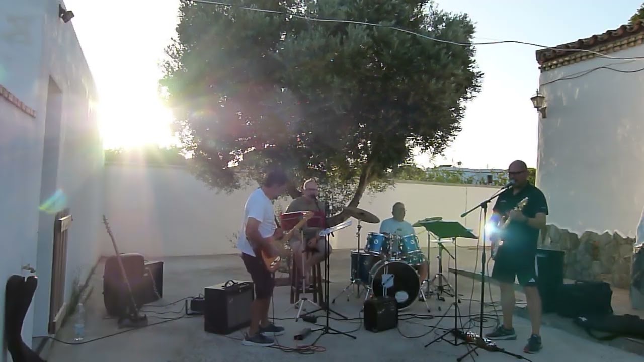 Hace calor - Los Rodriguez