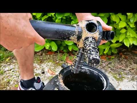 Changement sable filtre piscine - YouTube