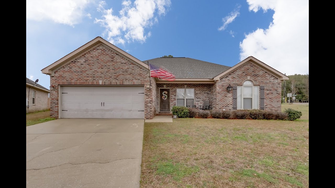 Homes for Sale in Tuscaloosa, 137197, 10543 Covey Rise Circle, Tricia