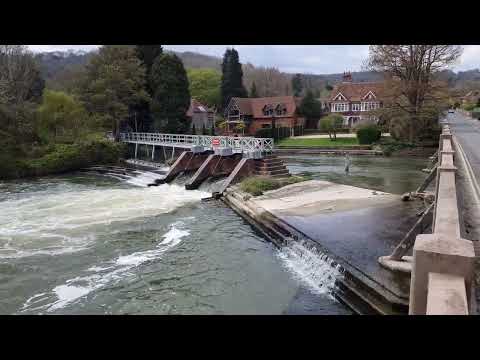 [4K] Village Walking Tour Goring to Streatley England