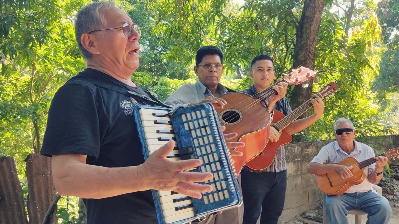 Mi Dulce Serenata Los Siervos de Dios (Música de cuerda en vivo