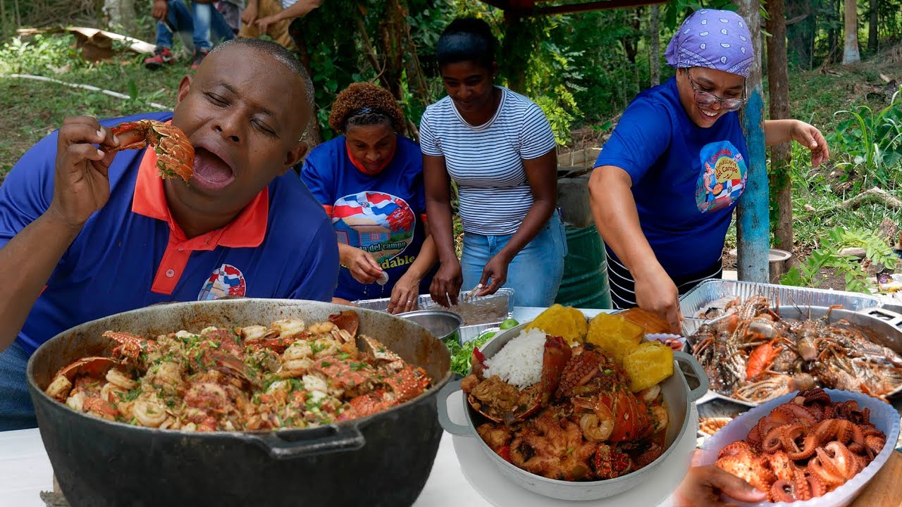 El Mas Grande Guiso De Mariscos, Comida Dominicana